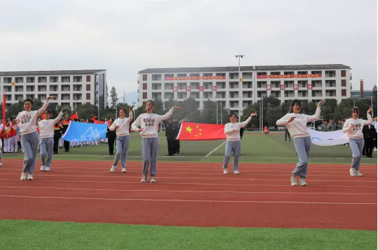 欧宝集团盛大举行“奋进新征程·共筑中国梦”第九届职工运动会开幕式-欧宝